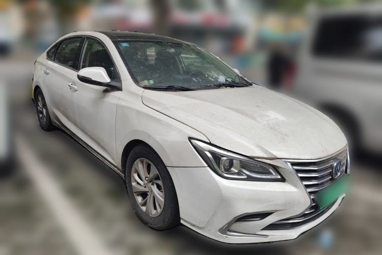 Used CHANGAN Raeton CC 2018 1.5T Automatic Elegant Starry Edition China V Standard Front Right 45 Deg