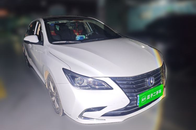 Used CHANGAN Raeton CC 2018 1.5T Automatic Elegant Starry Edition China V Standard Front Right 45 Deg