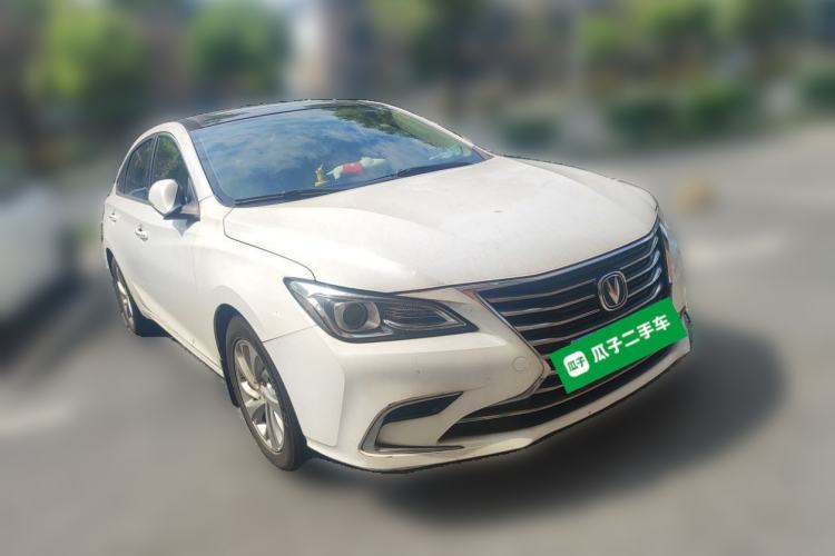 Used CHANGAN Raeton CC 2018 1.5T Automatic Elegant Starry Edition China V Standard Front Right 45 Deg