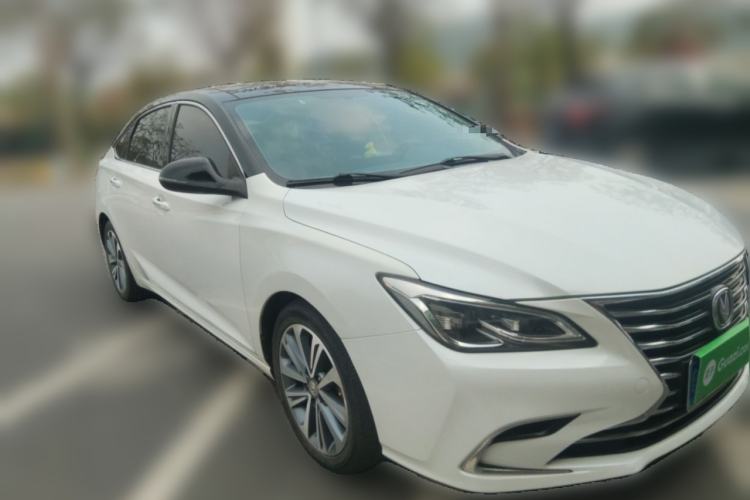 Used CHANGAN Raeton CC 2018 1.5T Automatic Haoya Model Guangmang Edition China V Standard Front Right 45 Deg