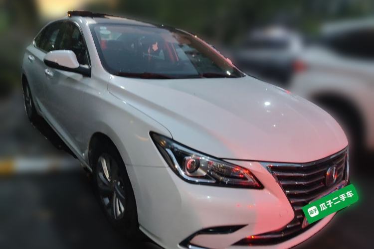 Used CHANGAN Raeton CC 2018 1.5T Automatic Elegant Starry Edition China V Standard Front Right 45 Deg