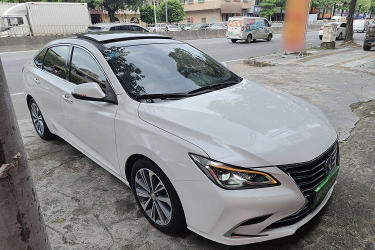 Used CHANGAN Raeton CC 2018 1.5T Automatic Haoya Model Guangmang Edition China V Standard Front Right 45 Deg