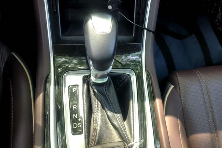 Used CHANGAN Raeton CC 2018 1.5T Automatic Zhiya Model China V Standard Gear Lever