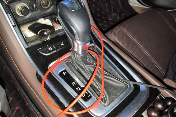 Used CHANGAN Raeton CC 2018 1.5T Automatic Zunya Model China V Standard Gear Lever