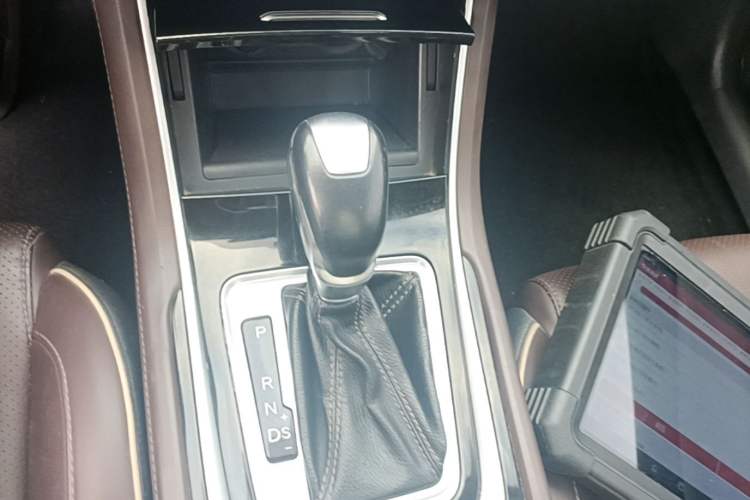 Used CHANGAN Raeton CC 2018 1.5T Automatic Haoya Model China V Standard Gear Lever