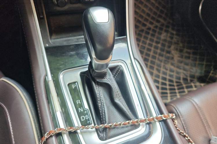 Used CHANGAN Raeton CC 2018 1.5T Automatic Zhiya Model China V Standard Gear Lever