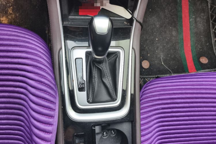 Used CHANGAN Raeton CC 2018 1.5T Automatic Haoya Model China V Standard Gear Lever