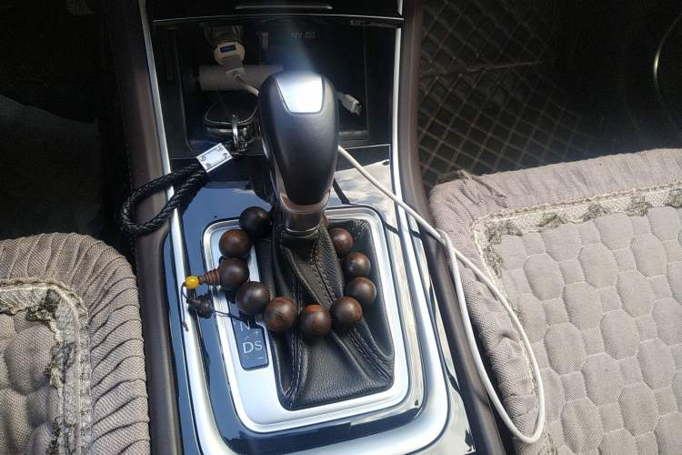Used CHANGAN Raeton CC 2018 1.5T Automatic Zhiya Model China V Standard Gear Lever
