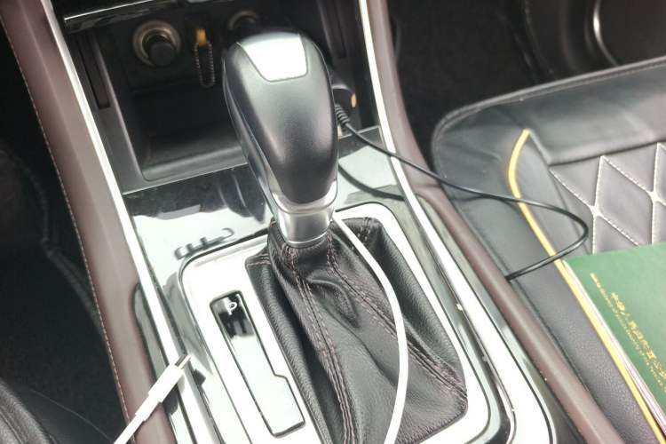 Used CHANGAN Raeton CC 2018 1.5T Automatic Zhiya Model China V Standard Gear Lever