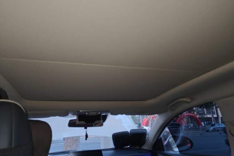 Used CHANGAN Raeton CC 2018 1.5T Automatic Zunya Model China V Standard Headliner