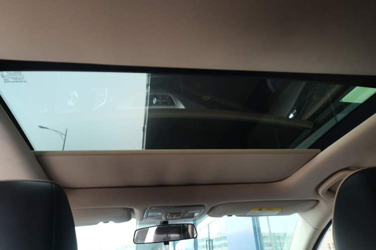 Used CHANGAN Raeton CC 2018 1.5T Automatic Haoya Model China V Standard Headliner