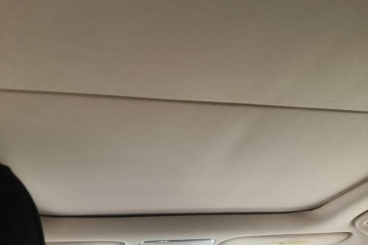 Used CHANGAN Raeton CC 2018 1.5T Automatic Zhiya Model China V Standard Headliner