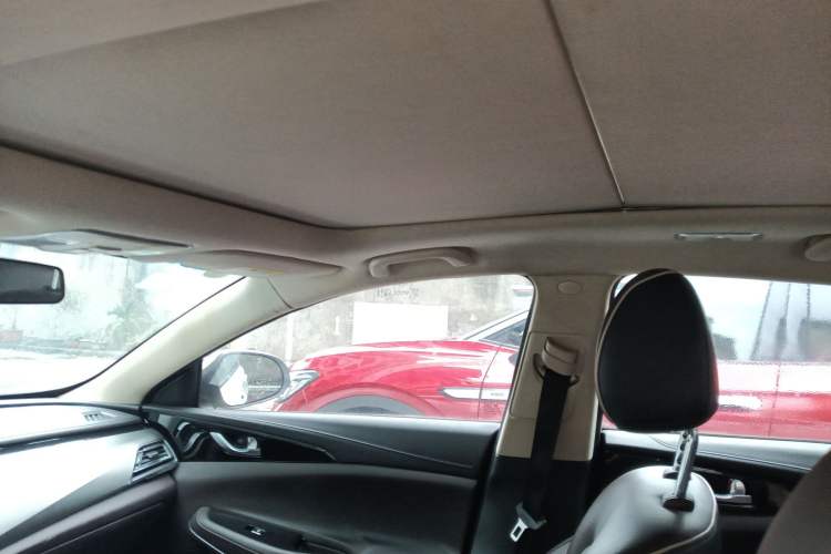 Used CHANGAN Raeton CC 2018 1.5T Automatic Zhiya Model China V Standard Headliner