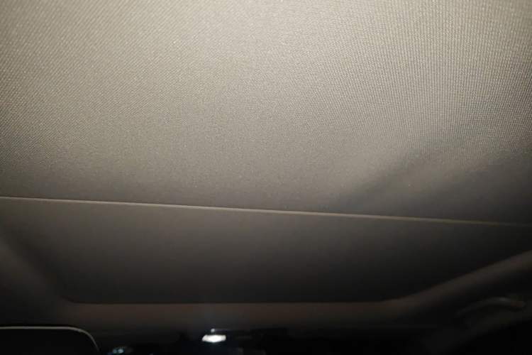 Used CHANGAN Raeton CC 2018 1.5T Automatic Haoya Model China V Standard Headliner