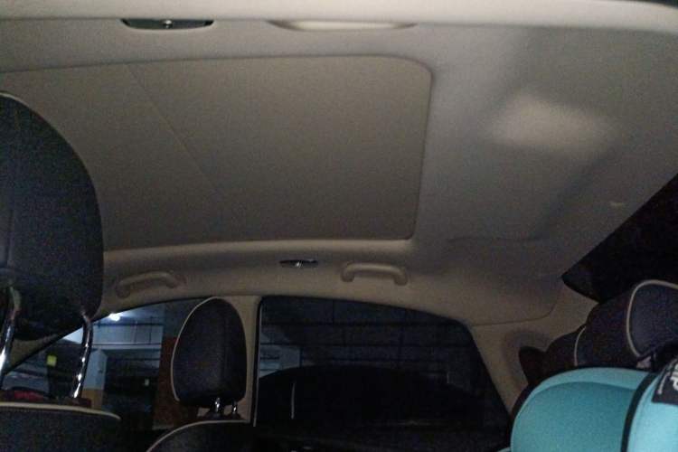 Used CHANGAN Raeton CC 2018 1.5T Automatic Haoya Model Guangmang Edition China V Standard Headliner