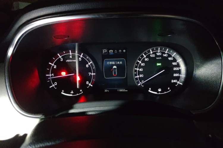Used CHANGAN Raeton CC 2018 1.5T Automatic Elegant Starry Edition China V Standard Instrument Cluster