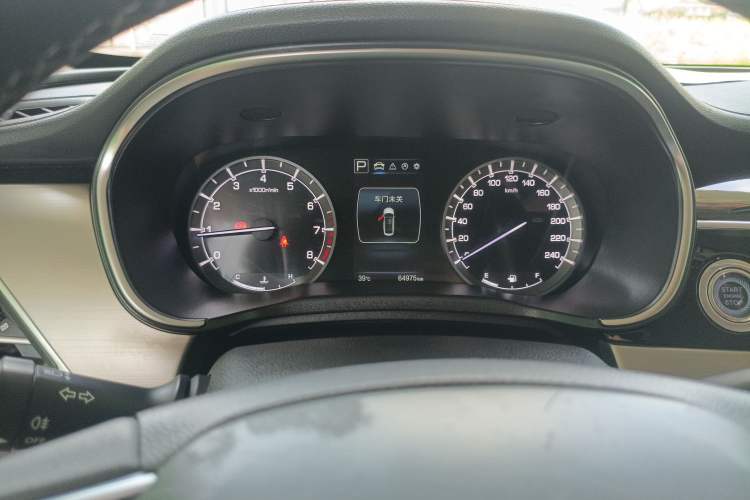 Used CHANGAN Raeton CC 2018 1.5T Automatic Elegant Starry Edition China V Standard Instrument Cluster