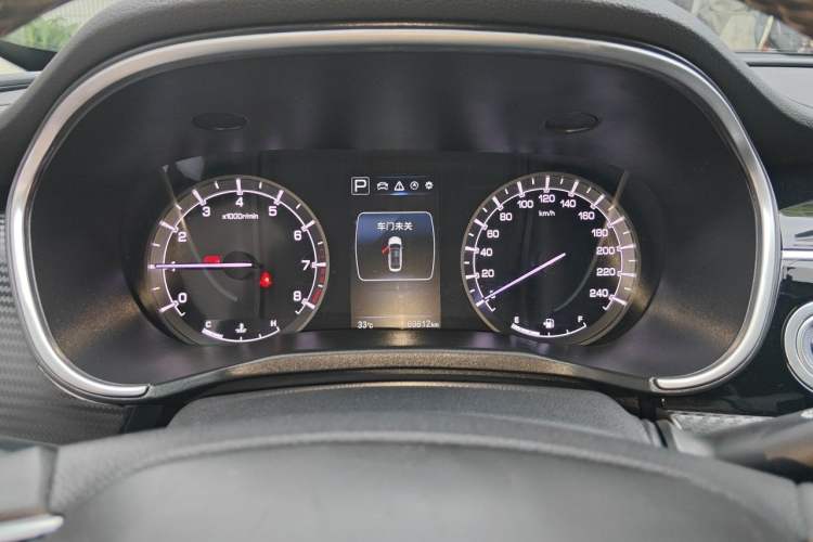 Used CHANGAN Raeton CC 2018 1.5T Automatic Haoya Model Guangmang Edition China V Standard Instrument Cluster
