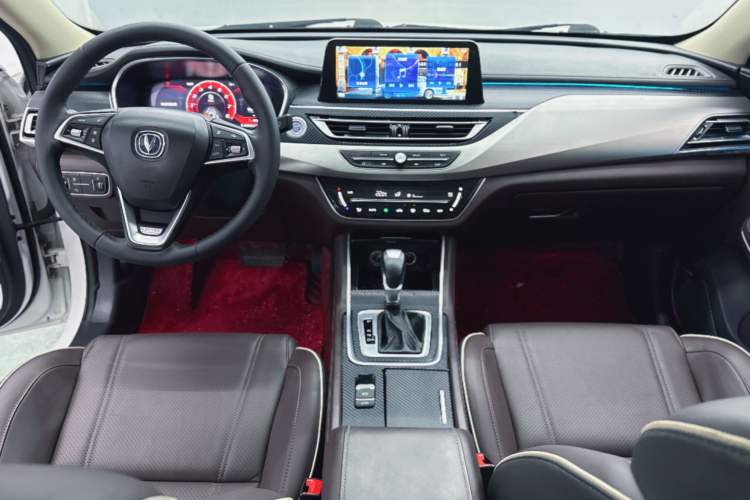 Used CHANGAN Raeton CC 2018 1.5T Automatic Zhiya Model China V Standard Interior 1