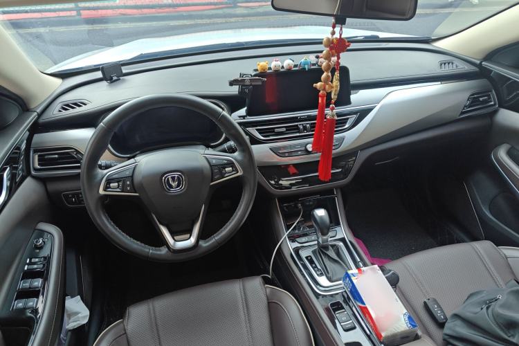 Used CHANGAN Raeton CC 2018 1.5T Automatic Zunya Model China V Standard Interior 2