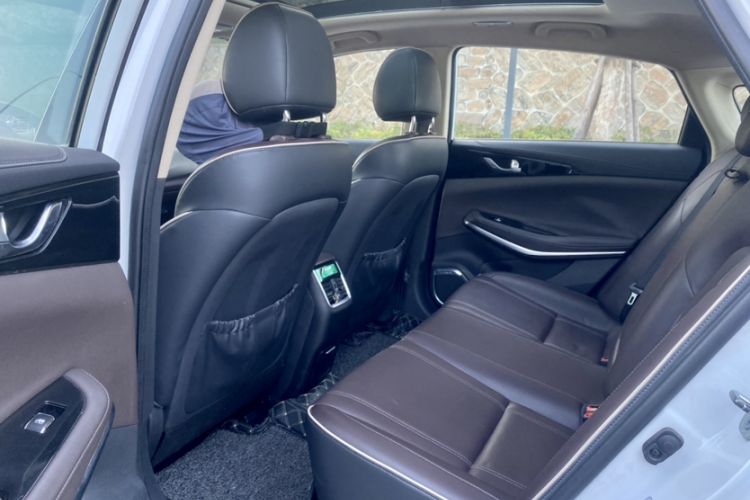 Used CHANGAN Raeton CC 2018 1.5T Automatic Haoya Model China V Standard Interior 3