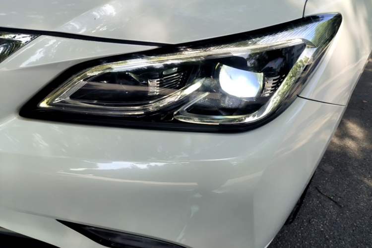 Used CHANGAN Raeton CC 2018 1.5T Automatic Zhiya Model China V Standard Left Front Headlight