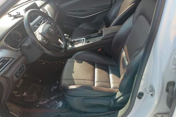Used CHANGAN Raeton CC 2018 1.5T Automatic Elegant Version China V Standard Left Front Seat