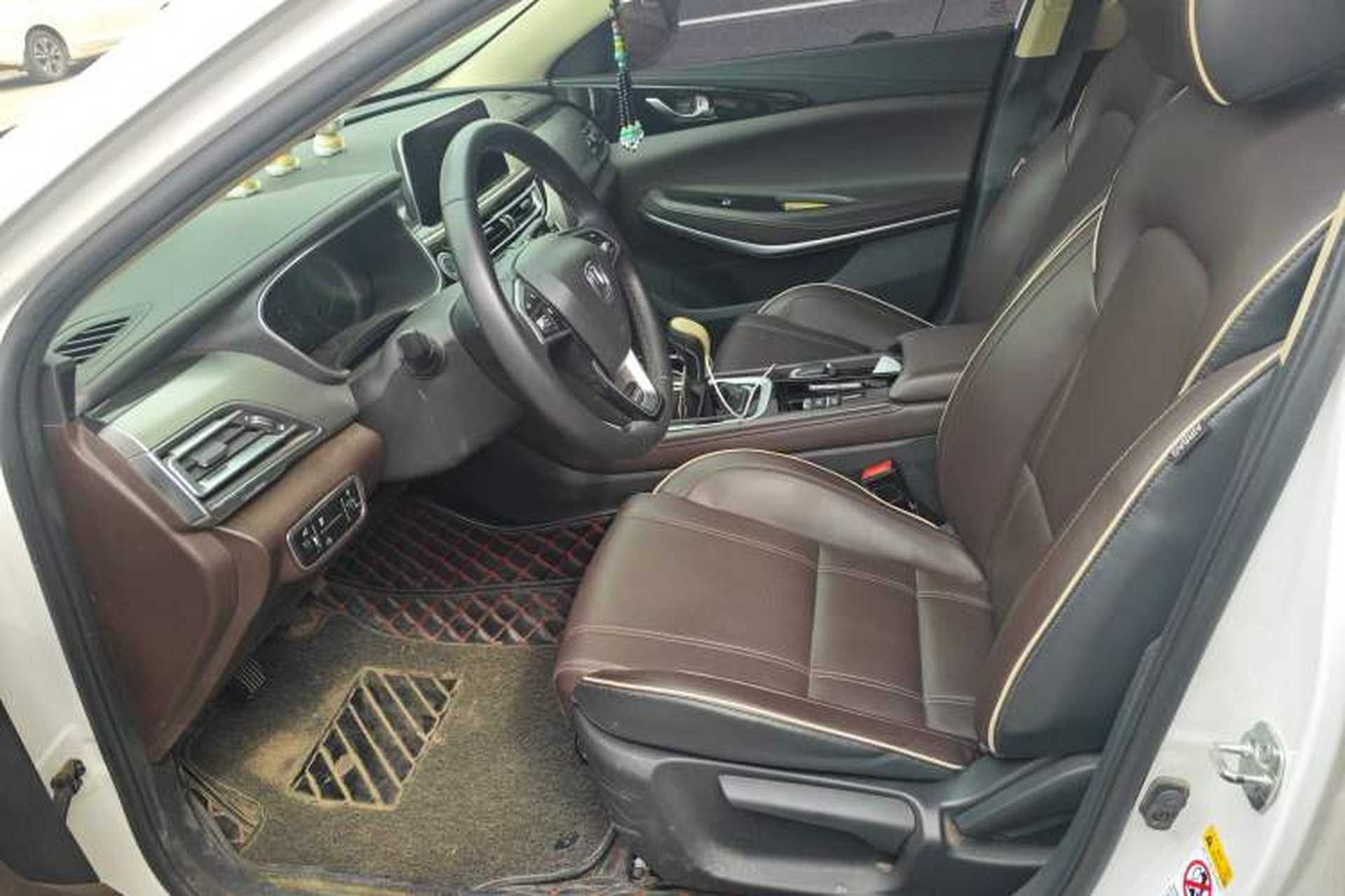 Used CHANGAN Raeton CC 2018 1.5T Manual Luxury Model China V Standard Left Front Seat