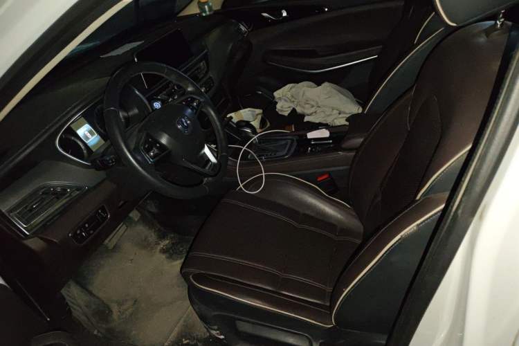 Used CHANGAN Raeton CC 2018 1.5T Automatic Haoya Model Guangmang Edition China V Standard Left Front Seat