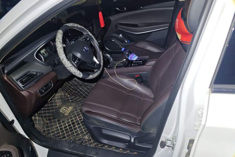 Used CHANGAN Raeton CC 2018 1.5T Automatic Elegant Starry Edition China V Standard Left Front Seat