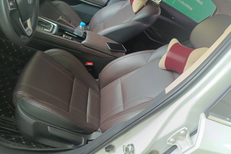 Used CHANGAN Raeton CC 2018 1.5T Automatic Elegant Starry Edition China V Standard Left Front Seat