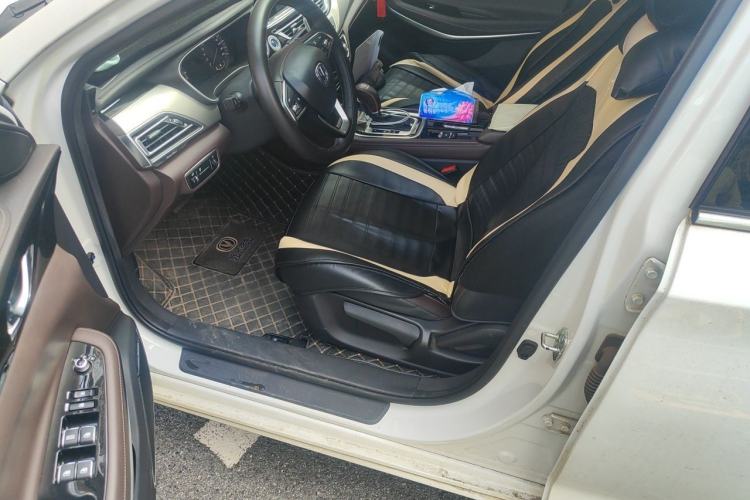 Used CHANGAN Raeton CC 2018 1.5T Automatic Elegant Starry Edition China V Standard Left Front Seat
