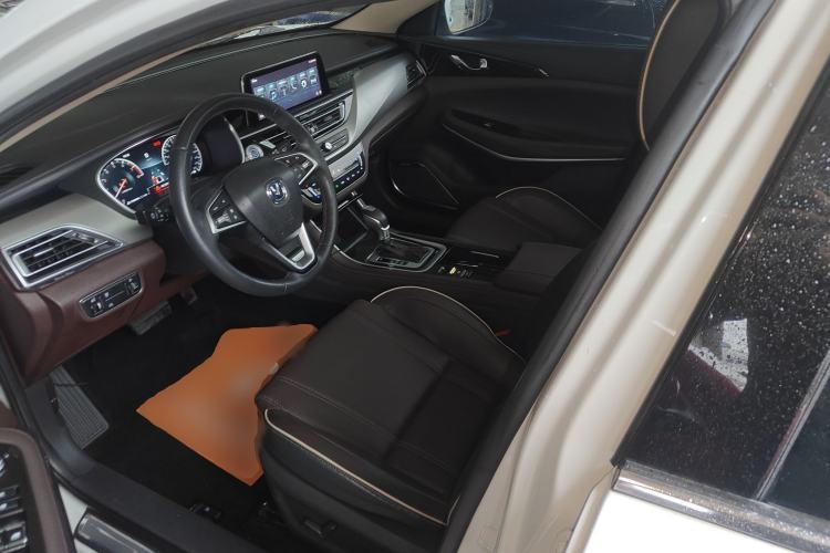 Used CHANGAN Raeton CC 2018 1.5T Automatic Zhiya Model China V Standard Left Front Seat