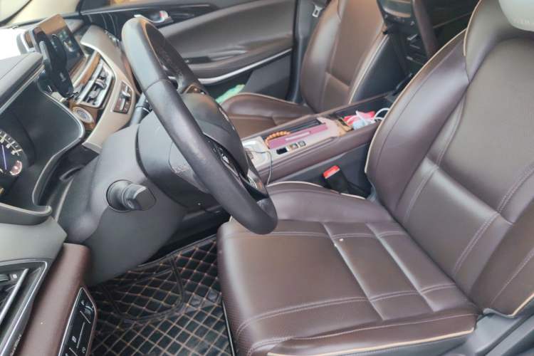 Used CHANGAN Raeton CC 2018 1.5T Automatic Haoya Model China V Standard Left Front Seat