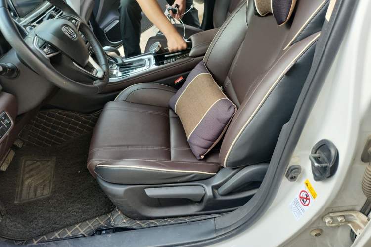 Used CHANGAN Raeton CC 2018 1.5T Automatic Haoya Model Guangmang Edition China V Standard Left Front Seat