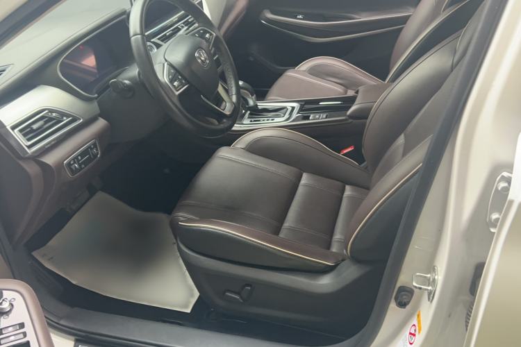 Used CHANGAN Raeton CC 2018 1.5T Automatic Zhiya Model China V Standard Left Front Seat