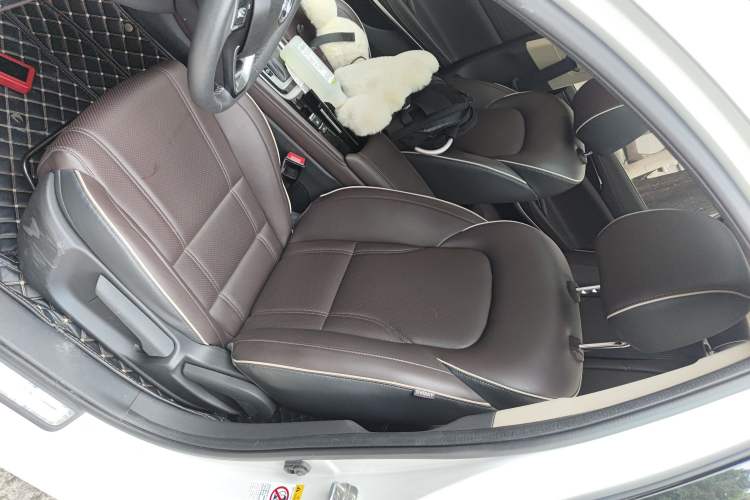 Used CHANGAN Raeton CC 2018 1.5T Automatic Haoya Model Guangmang Edition China V Standard Left Front Seat