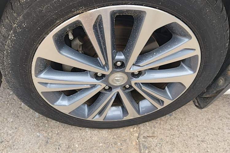 Used CHANGAN Raeton CC 2018 1.5T Automatic Zhiya Model China V Standard Left Front Wheel Hub