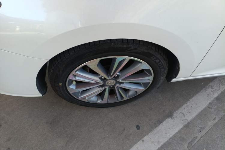 Used CHANGAN Raeton CC 2018 1.5T Automatic Zunya Model China V Standard Left Front Wheel Hub