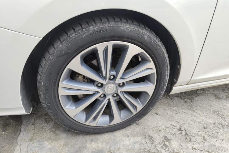 Used CHANGAN Raeton CC 2018 1.5T Automatic Haoya Model Guangmang Edition China V Standard Left Front Wheel Hub