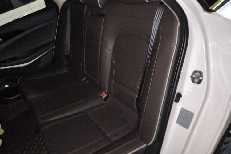 Used CHANGAN Raeton CC 2018 1.5T Automatic Zhiya Model China V Standard Left Rear Seat