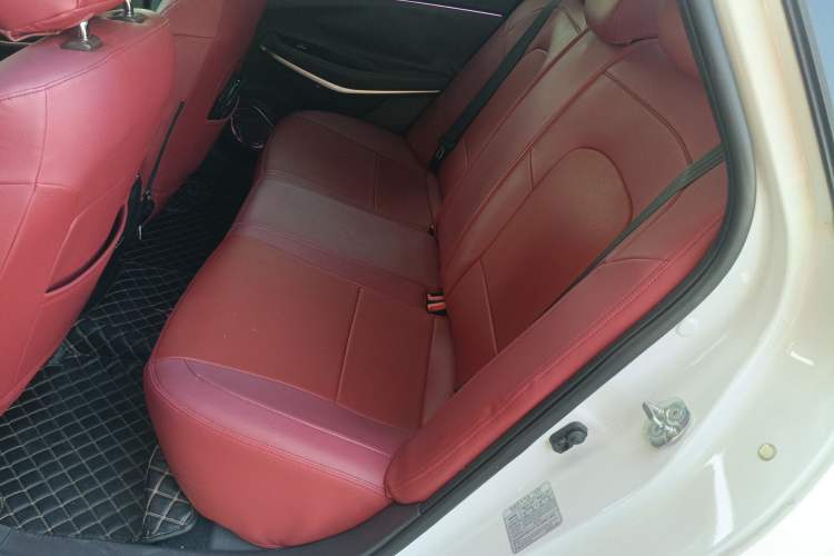 Used CHANGAN Raeton CC 2018 1.5T Automatic Zunya Model China V Standard Left Rear Seat