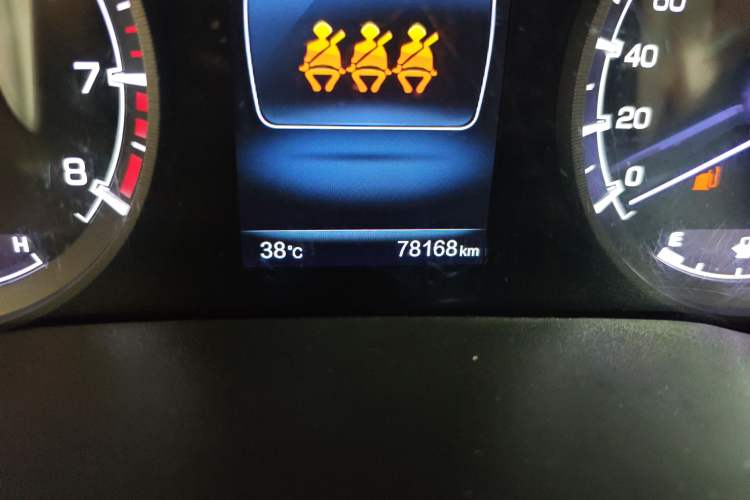 Used CHANGAN Raeton CC 2018 1.5T Automatic Haoya Model China V Standard Odometer Close Up