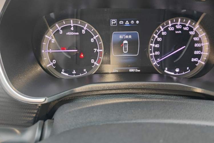 Used CHANGAN Raeton CC 2018 1.5T Automatic Haoya Model Guangmang Edition China V Standard Odometer Close Up