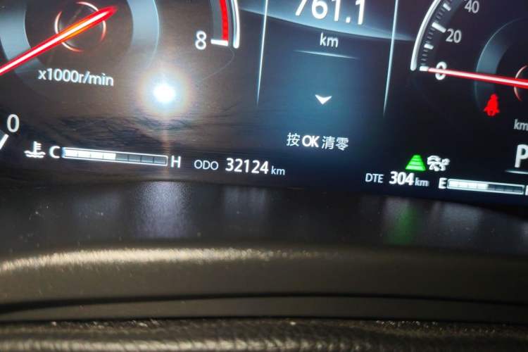 Used CHANGAN Raeton CC 2018 1.5T Automatic Zhiya Model China V Standard Odometer Close Up