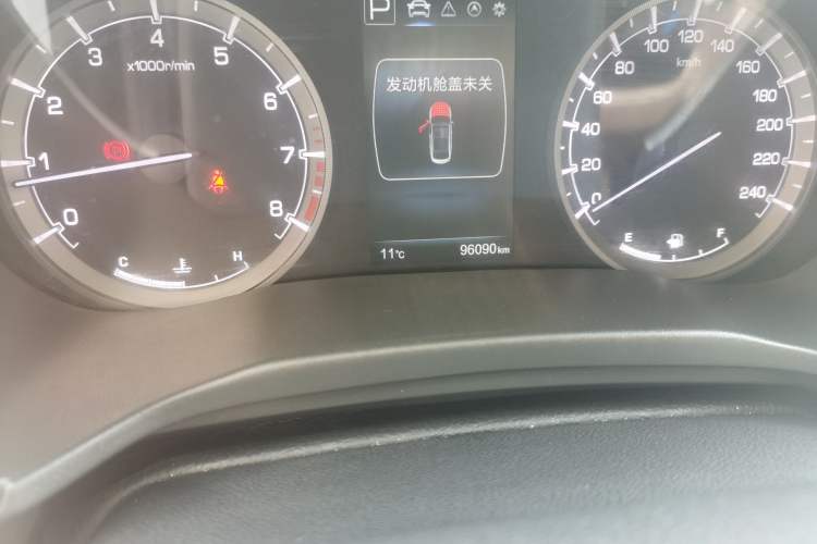 Used CHANGAN Raeton CC 2018 1.5T Automatic Elegant Starry Edition China V Standard Odometer Close Up