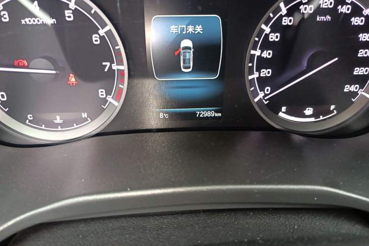 Used CHANGAN Raeton CC 2018 1.5T Automatic Haoya Model Guangmang Edition China V Standard Odometer Close Up