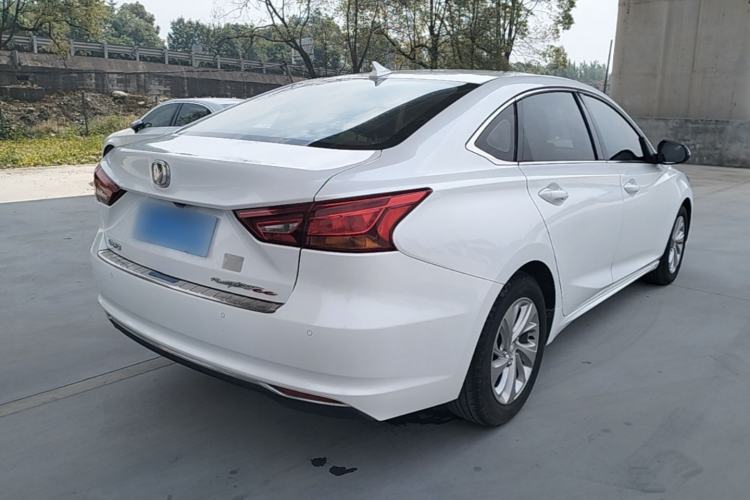 Used CHANGAN Raeton CC 2018 1.5T Manual Elegant Model China V Standard Rear Right 45 Deg