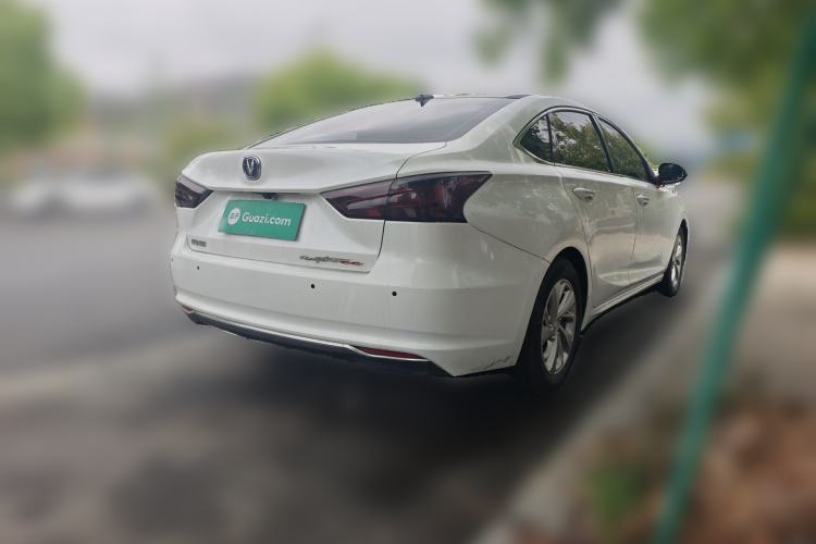 Used CHANGAN Raeton CC 2018 1.5T Manual Elegant Starry Edition China V Standard Rear Right 45 Deg