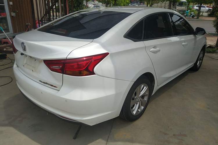 Used CHANGAN Raeton CC 2018 1.5T Manual Elegant Model China V Standard Rear Right 45 Deg